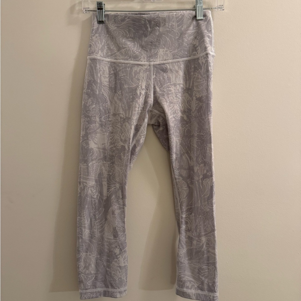 Cropped Lululemon leggings